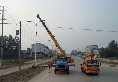 Buntáistí soiléire a bhaineann le Lampa Sráid na Gréine 淄博风向标信息科技有限公司 -2 组-张玲玲